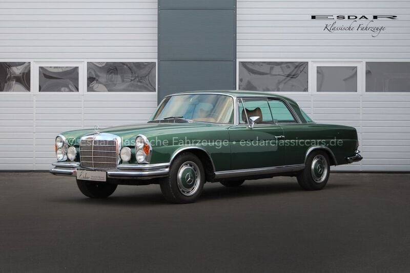 Grün Gebraucht 1970 Mercedes W111 SE Coupé | 79.000 € - Bild 1/4