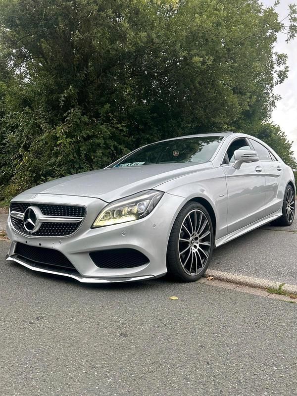 Silber Gebraucht 2017 Mercedes CLS350 Edition Coupé | 27.300 € (Fairer Preis) - Bild 1/4