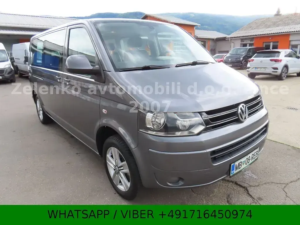 Gebraucht VW Multivan Comfortline 140 PS (102 kW) 2011 Grau Van / Kleinbus