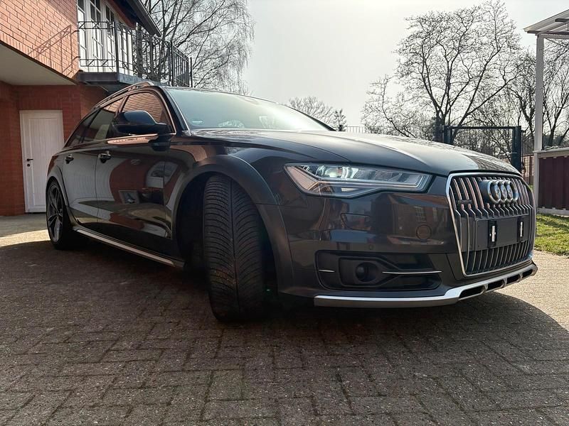 Gebraucht Audi A6 Allroad 320 PS (235 kW) 2016 Andere farben Kombi
