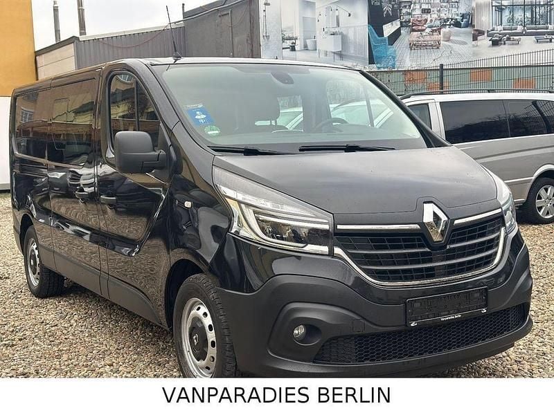 Schwarz Gebraucht 2020 Renault Trafic Komfort Van / Kleinbus | 19.800 € (Fairer Preis) - Bild 1/4