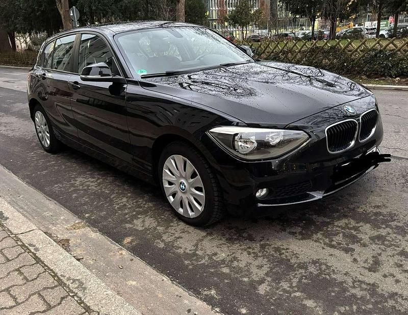 Gebraucht BMW 118 143 PS (105 kW) 2014 Schwarz Kleinwagen