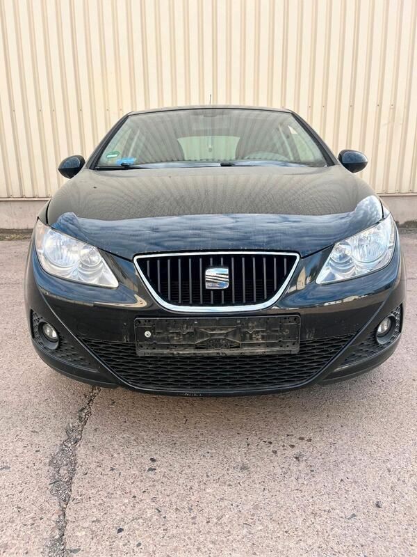 Schwarz Gebraucht 2011 Seat Ibiza Limousine | 2.500 € (Superpreis) - Bild 1/4
