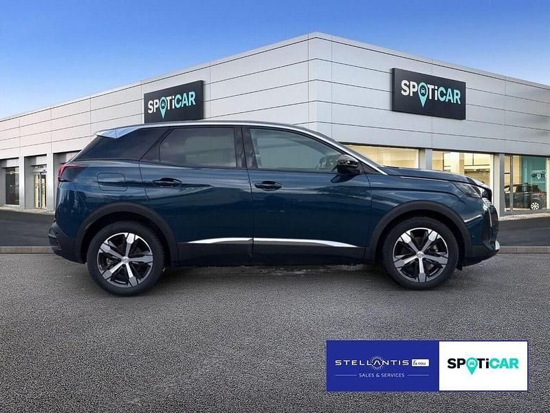 Gebraucht Peugeot 3008 Allure 131 PS (96 kW) 2023 Blau SUV