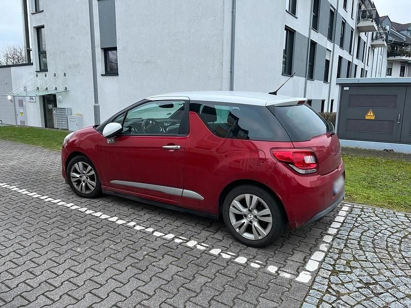 Gebraucht DS Automobiles DS3 So Chic 99 PS (72 kW) 2016 Rot Kleinwagen