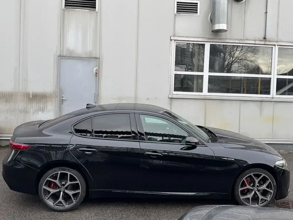 Gebraucht Alfa Romeo Giulia Veloce 280 PS (205 kW) 2018 Schwarz Limousine