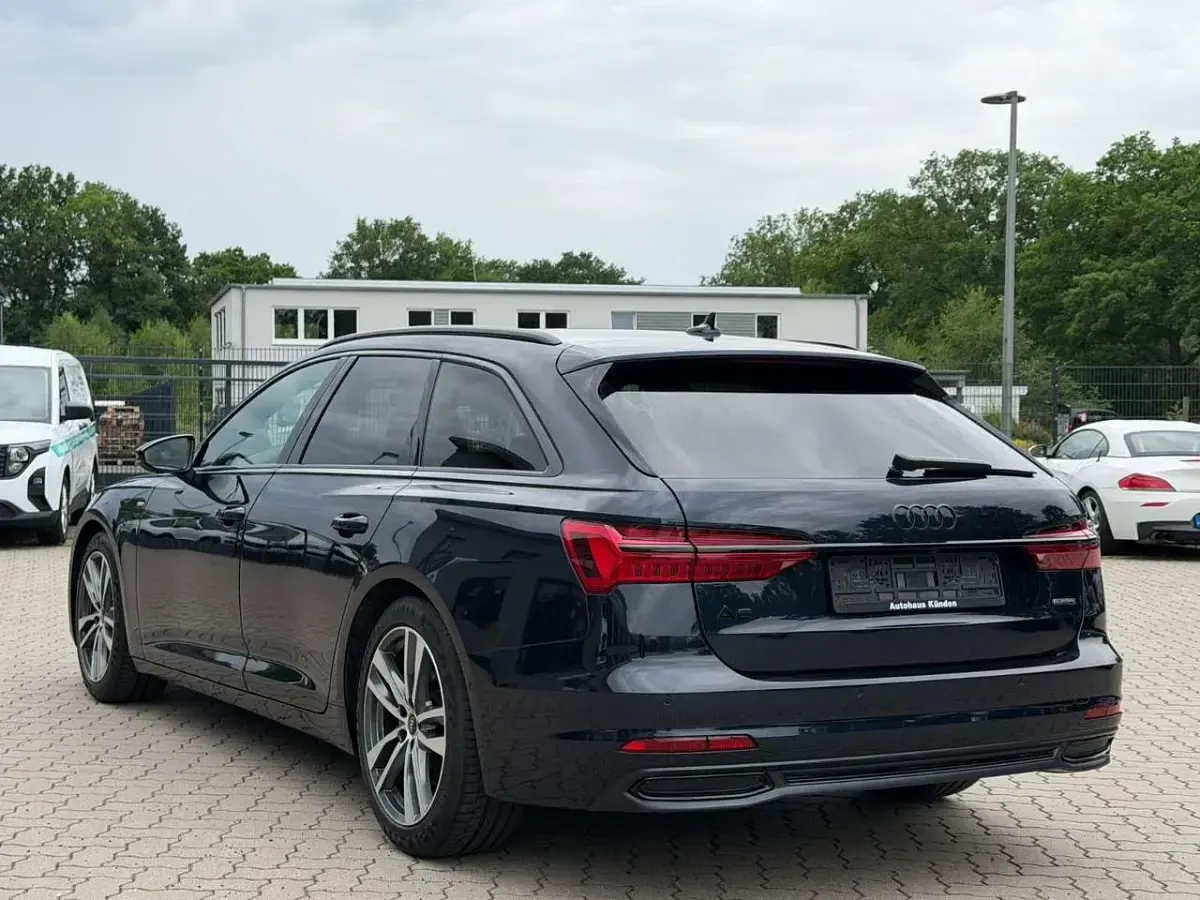Gebraucht Audi A6 S-Line 265 PS (194 kW) 2023 Blau Limousine