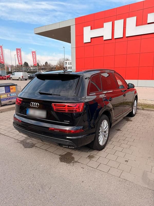 Gebraucht Audi Q7 318 PS (233 kW) 2019 Schwarz SUV