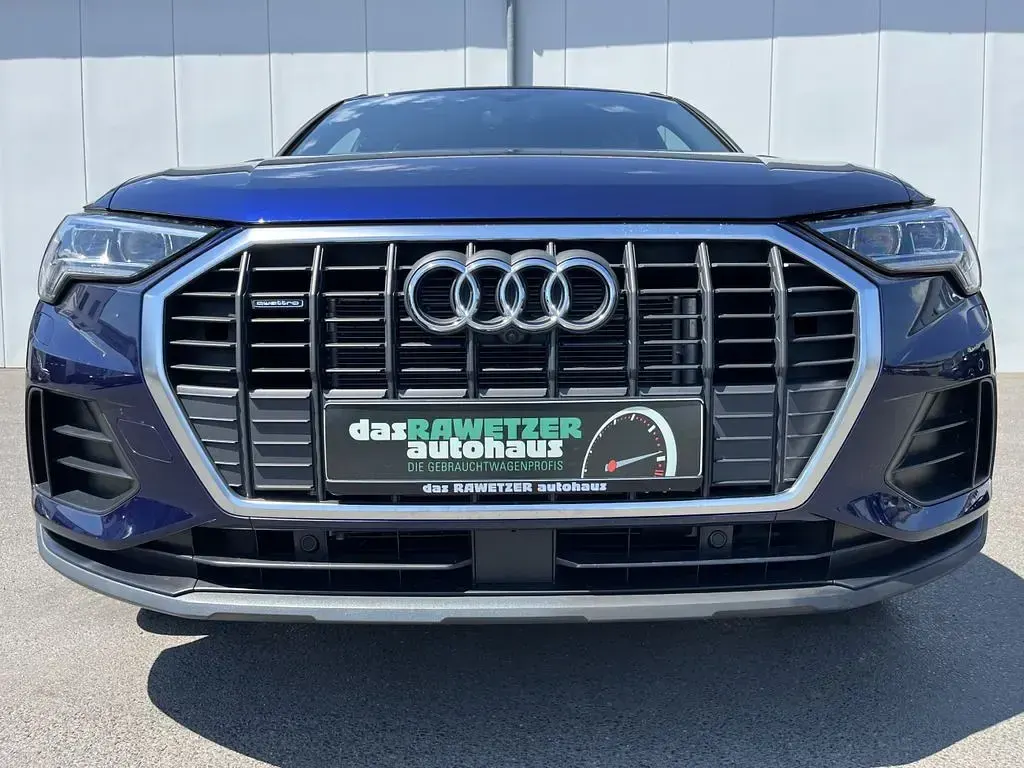 Gebraucht Audi Q3 190 PS (139 kW) 2023 Blau SUV