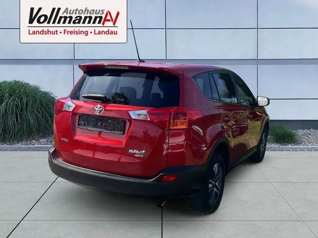 Gebraucht Toyota RAV4 Executive 152 PS (111 kW) 2015 Rot SUV