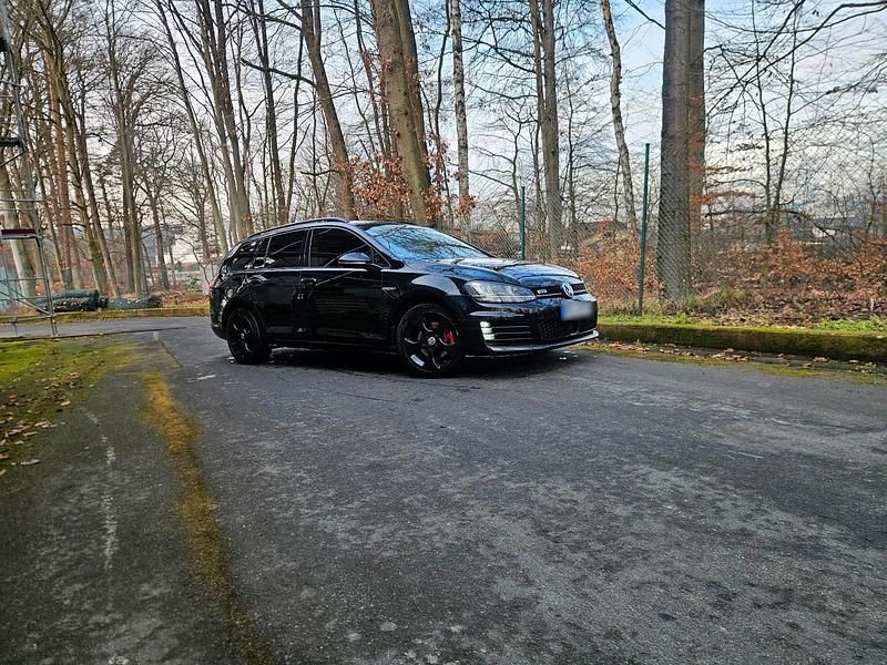 Gebraucht VW Golf VII GTD 184 PS (135 kW) 2015 Schwarz Kombi
