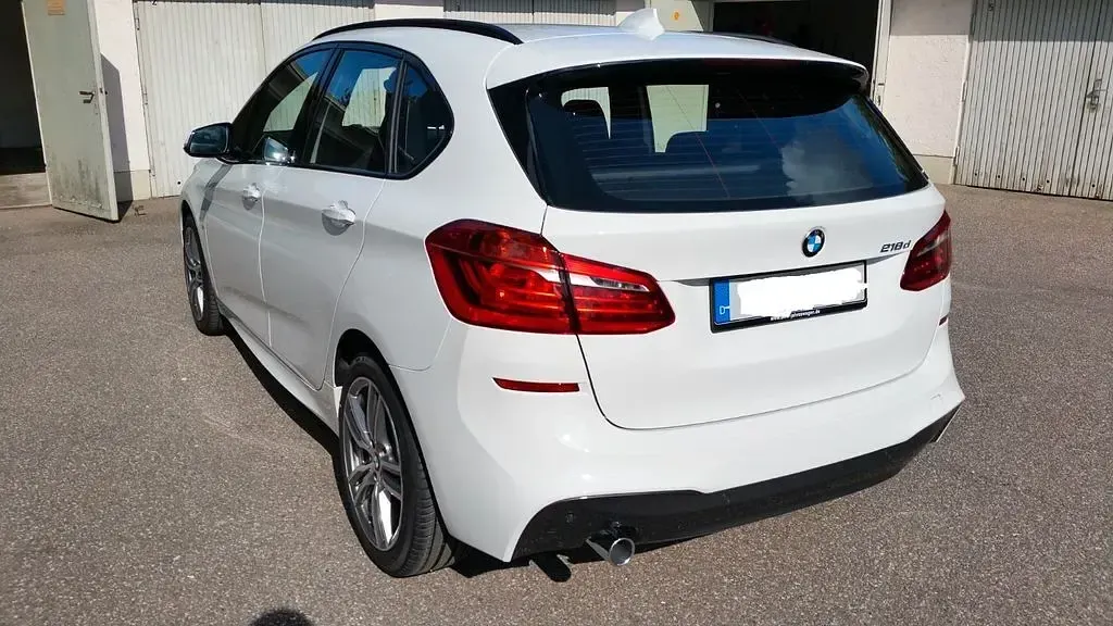 Gebraucht BMW 218 Active Tourer M Sport 150 PS (110 kW) 2016 Weiß Van / Kleinbus