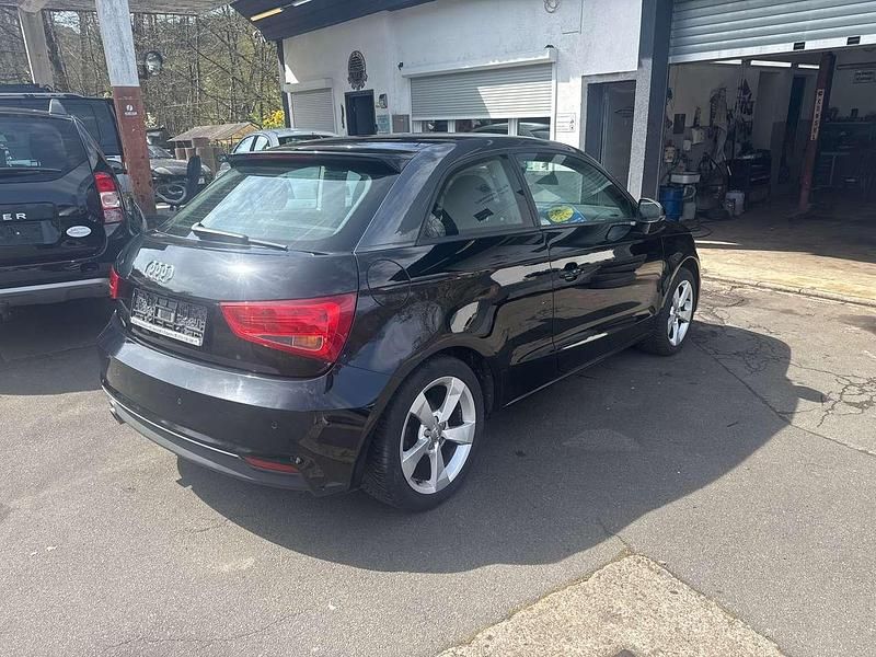 Gebraucht Audi A1 Sport 90 PS (66 kW) 2017 Mythosschwarz metallic Kleinwagen
