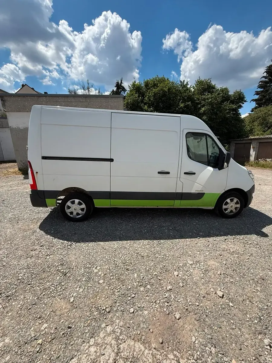 Gebraucht Opel Movano 125 PS (91 kW) 2012 Weiß Van / Kleinbus