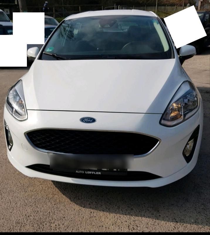 Weiß Gebraucht 2018 Ford Fiesta Kleinwagen | 6.550 € (Fairer Preis) - Bild 1/4