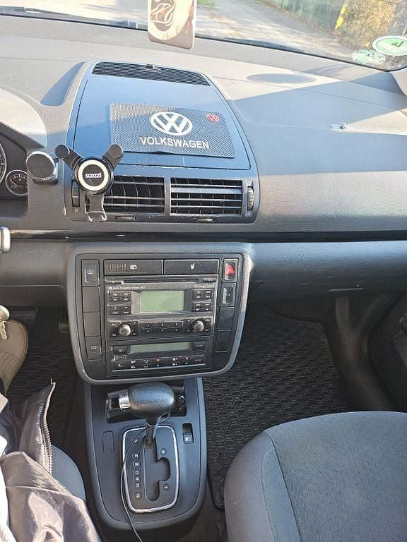 Gebraucht VW Sharan 116 PS (85 kW) 2004 Grau Van / Kleinbus