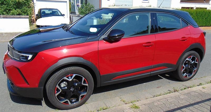 Rot Gebraucht 2022 Opel Mokka GS Line SUV | 18.600 € (Superpreis) - Bild 1/4