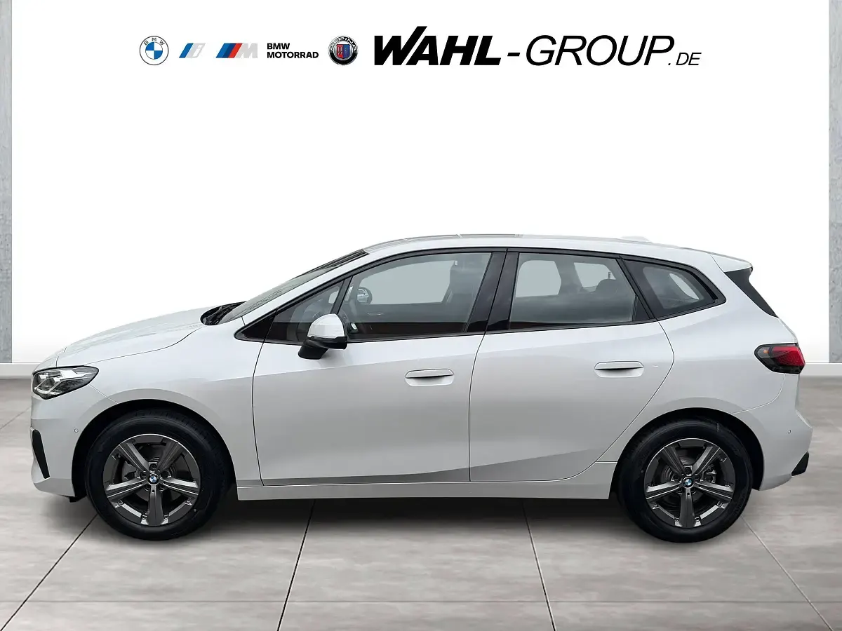 Gebraucht BMW 220 Active Tourer Performance 170 PS (125 kW) 2025 Weiß Van / Kleinbus