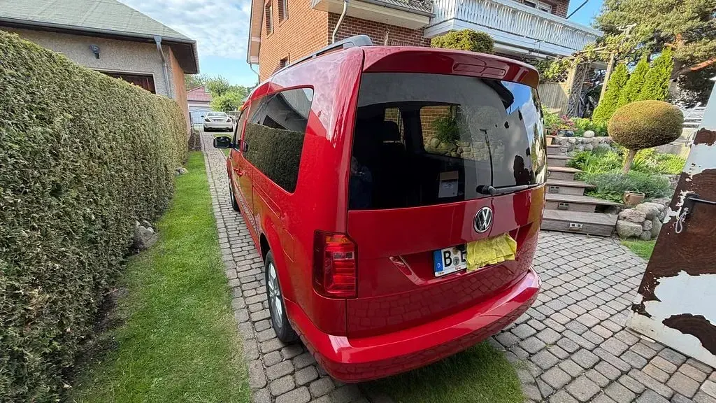 Occasion VW Caddy Maxi Comfortline 125 ch (91 kW) 2017 Rouge Monospace