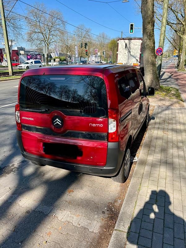 Gebraucht Citroën Nemo 75 PS (55 kW) 2010 Rot Van / Kleinbus
