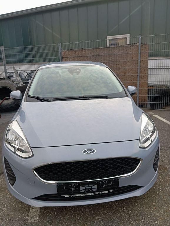 Blau Gebraucht 2021 Ford Fiesta Titanium Kleinwagen | 12.900 € (Fairer Preis) - Bild 1/4
