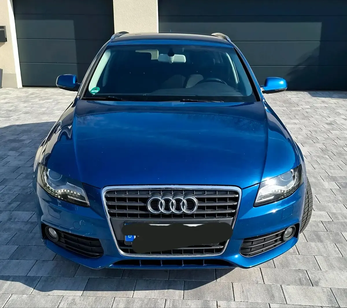 Gebraucht Audi A4 143 PS (105 kW) 2011 Blau Kombi