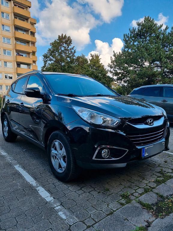 Schwarz Gebraucht 2013 Hyundai ix35 Comfort SUV | 8.499 € (Fairer Preis) - Bild 1/4