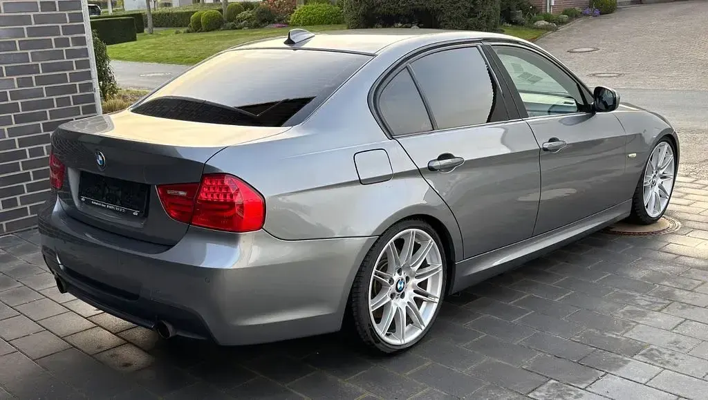 Gebraucht BMW 335 Performance 306 PS (225 kW) 2011 Grau Limousine