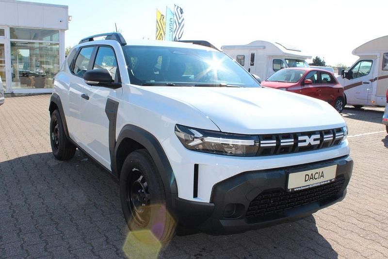 Neu Dacia Duster Essentiel 122 PS (89 kW) 2026 Weiß SUV