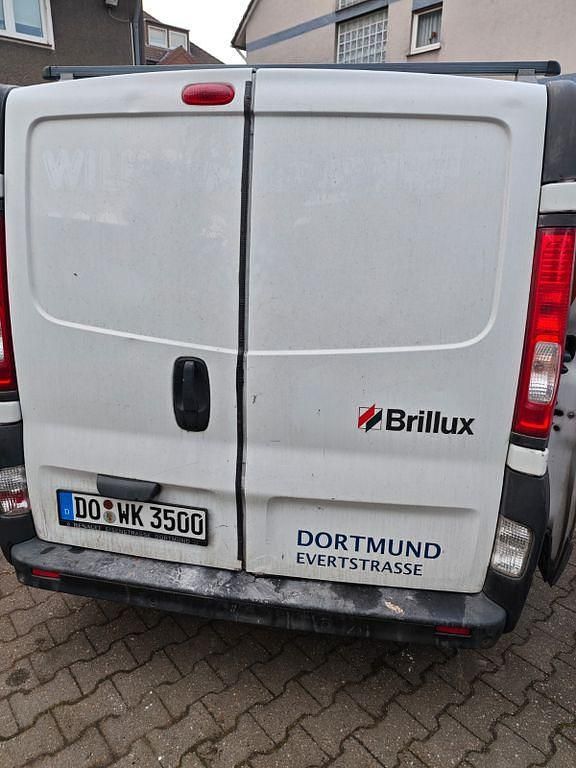 Gebraucht Renault Trafic 90 PS (66 kW) 2013 Weiß Van / Kleinbus