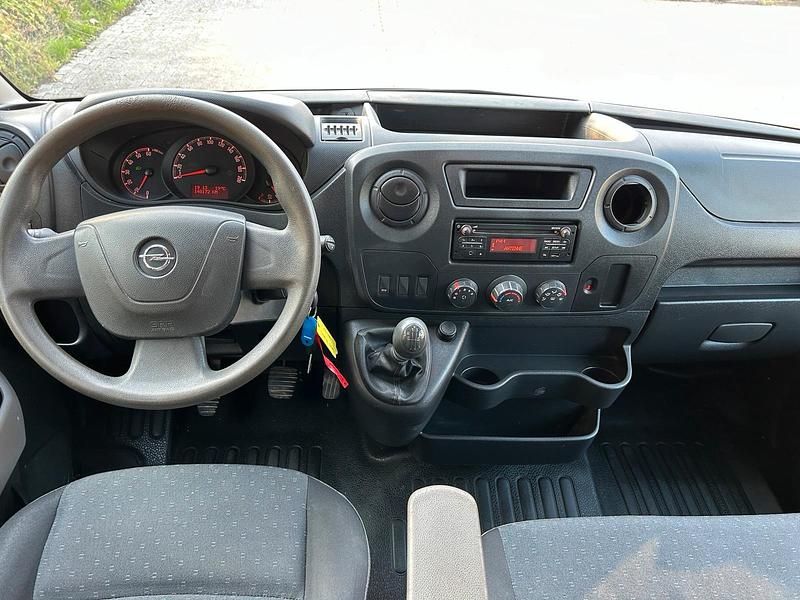 Gebraucht Opel Movano 125 PS (91 kW) 2016 Orange Kombi