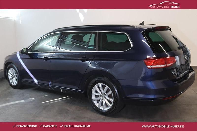 Gebraucht VW Passat Comfortline 150 PS (110 kW) 2015 Blau Kombi