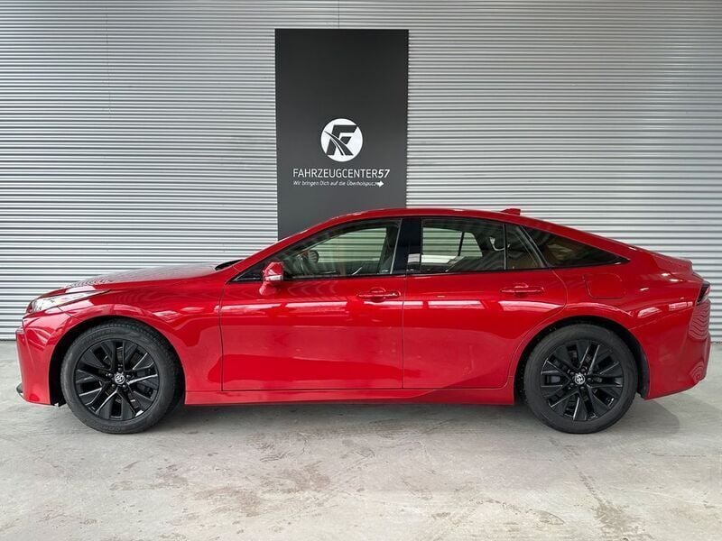 Gebraucht Toyota Mirai XLE 182 PS (133 kW) 2021 Rot Limousine