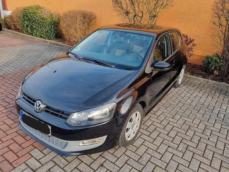 Gebraucht VW Polo 69 PS (50 kW) 2010 Schwarz Limousine