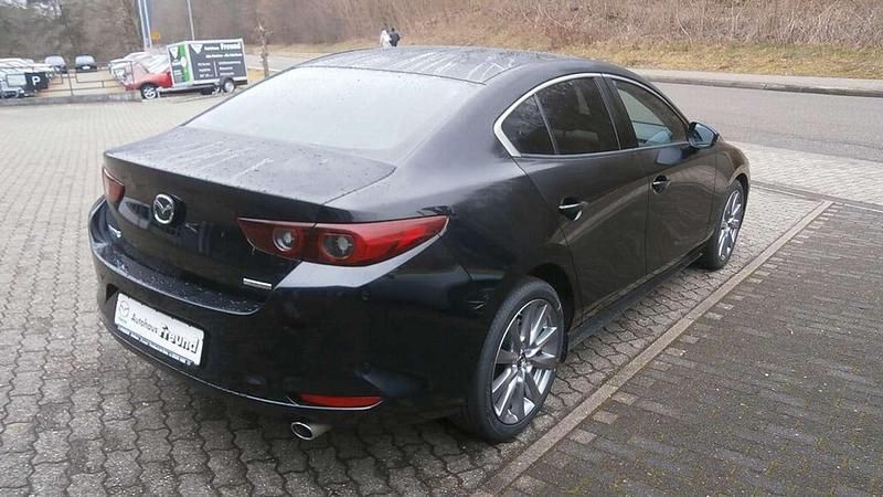 Gebraucht Mazda 3 Takumi-Line 140 PS (102 kW) 2025 Jet black Limousine