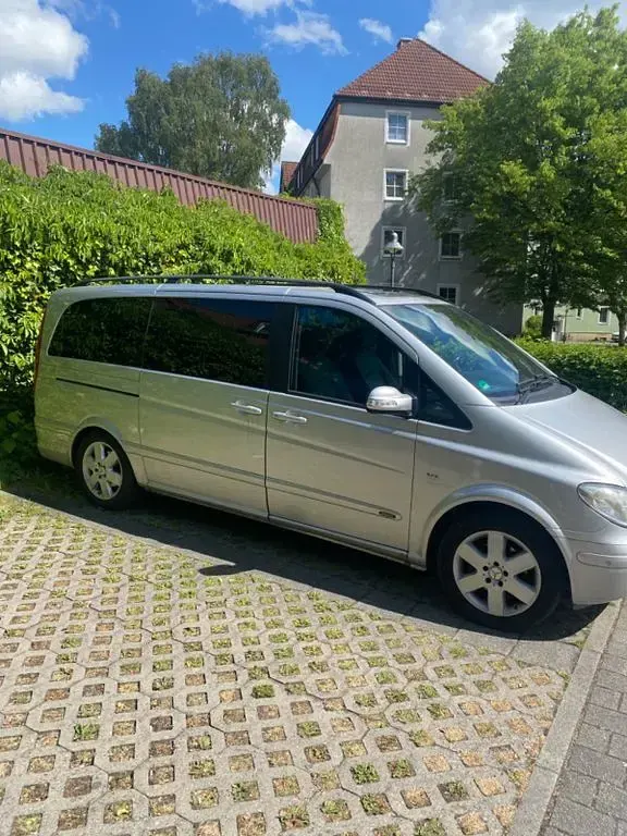 Gebraucht Mercedes Viano 204 PS (150 kW) 2007 Silber Van / Kleinbus