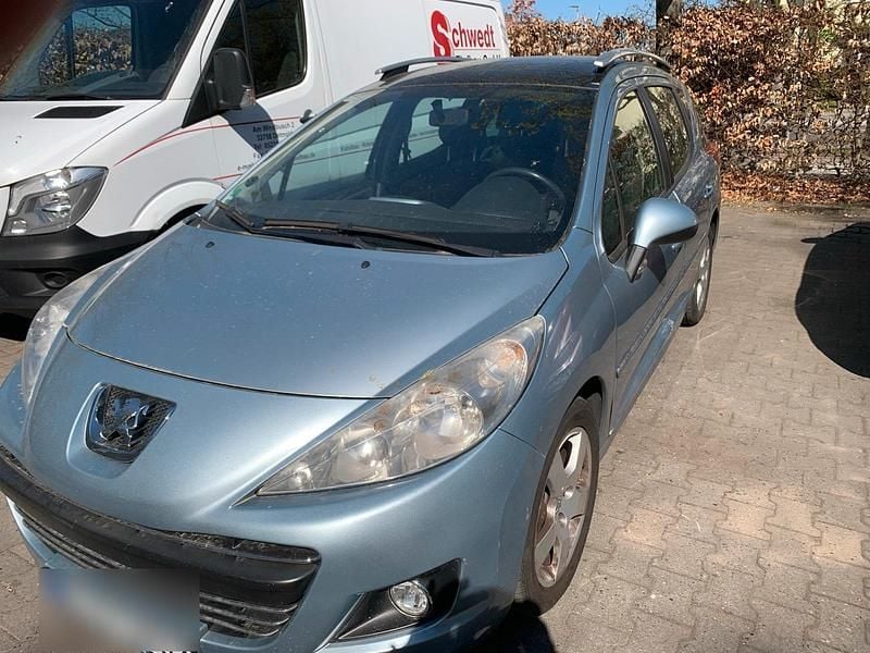 Gebraucht Peugeot 207 100 PS (73 kW) 2010 Blau Limousine
