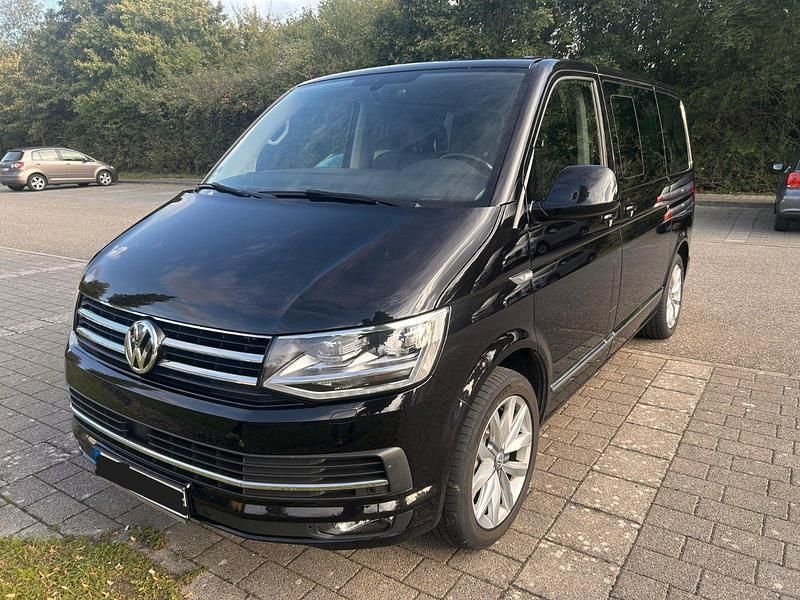 Schwarz Gebraucht 2019 VW T6.1 Highline Van | 36.300 € (Superpreis) - Bild 1/4