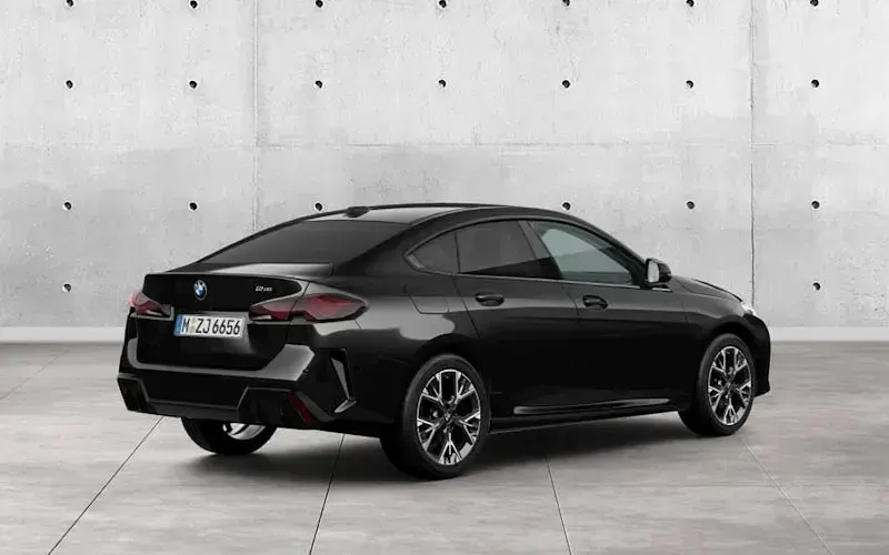 Gebraucht BMW 216 122 PS (89 kW) 2026 Schwarz Coupé