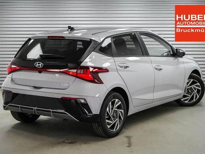 Neu Hyundai i20 90 PS (66 kW) 2026 Lumen grey metallic () Kleinwagen
