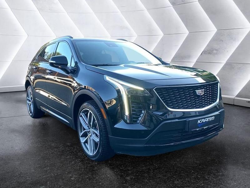 Gebraucht Cadillac XT4 230 PS (169 kW) 2023 Schwarz SUV