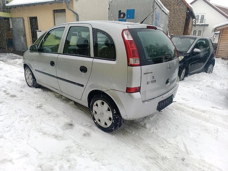 Gebraucht Opel Meriva 87 PS (63 kW) 2003 Silber Van / Kleinbus