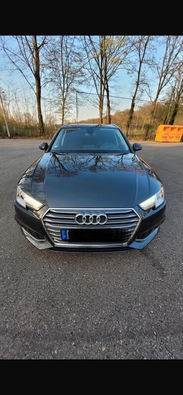 Grau Gebraucht 2018 Audi A4 Kombi | 16.400 € (Guter Preis) - Bild 1/4