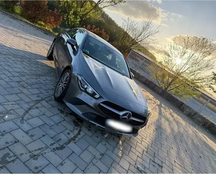 Gebraucht Mercedes CLA180 Progressive 116 PS (85 kW) 2019 Grau Coupé