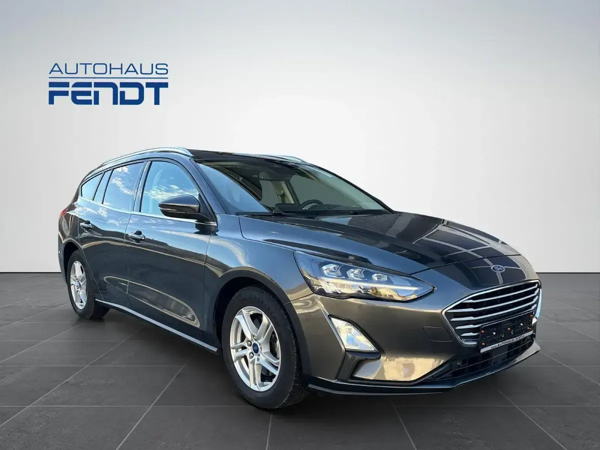 Gebraucht Ford Focus 120 PS (88 kW) 2021 Grau Kombi