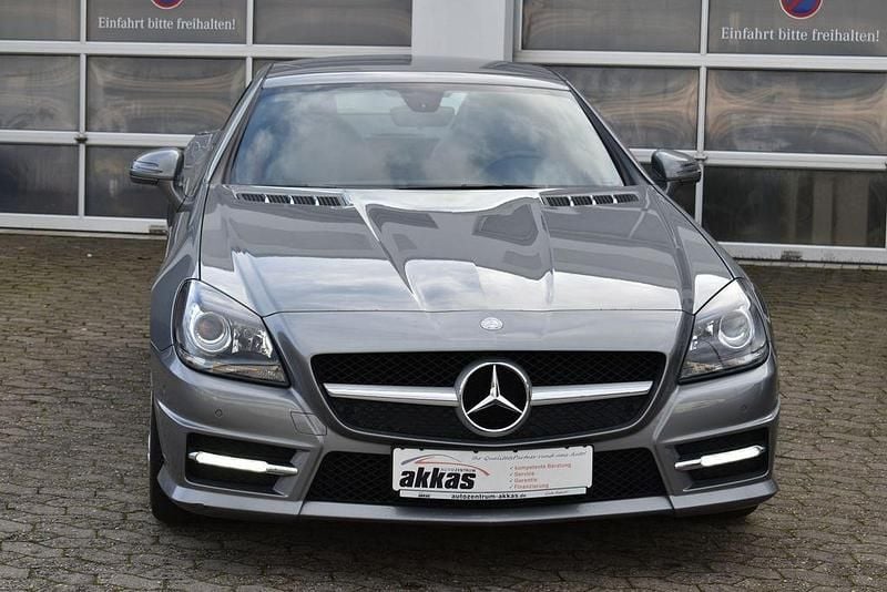 Gebraucht Mercedes SLK250 Sport 204 PS (150 kW) 2011 Grau Cabrio