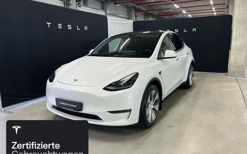 Weiß Gebraucht 2021 Tesla Model Y SUV | 32.900 € (Guter Preis) - Bild 1/4