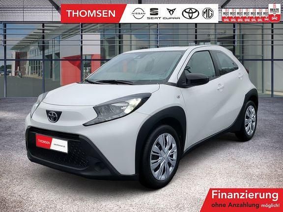 Schneeweiß Gebraucht 2023 Toyota Aygo X X-play SUV | 15.285 € (Fairer Preis) - Bild 1/3