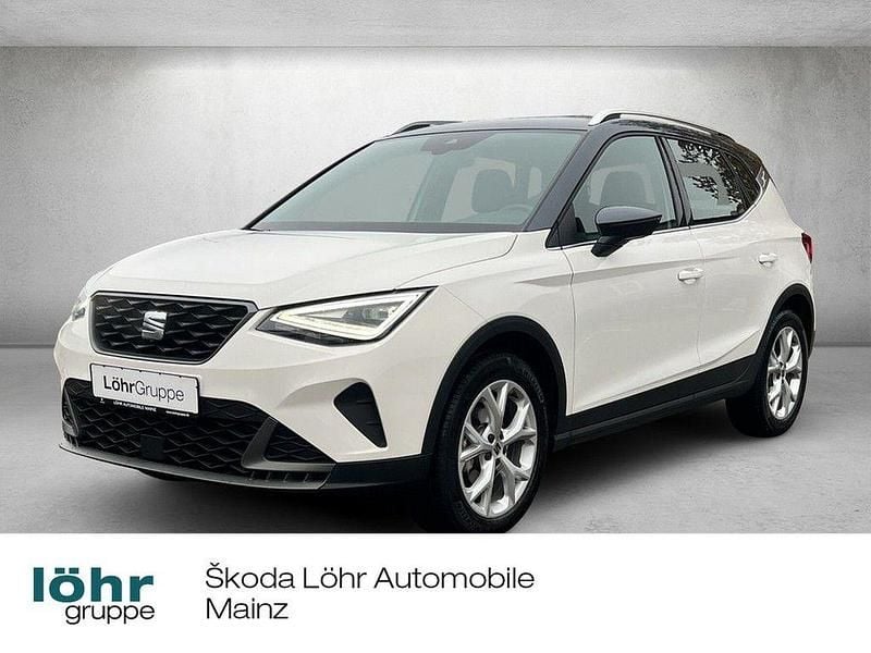 Weiß Gebraucht 2023 Seat Arona FR SUV | 16.780 € (Superpreis) - Bild 1/4