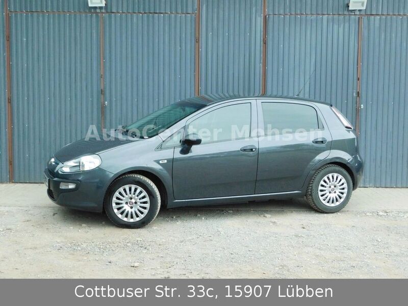 Grau Gebraucht 2011 Fiat Punto Evo Kleinwagen | 4.480 € (Fairer Preis) - Bild 1/4